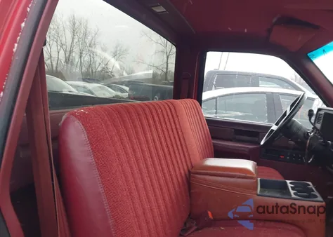 1988 Chevrolet Gmt-400 C2500 from USA, damaged, VIN 1GCFC24K5JZ109334